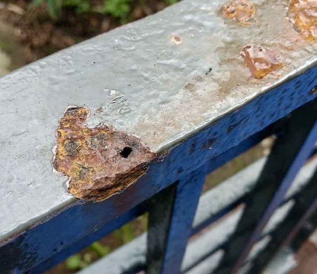 大規模修繕の鉄部塗装