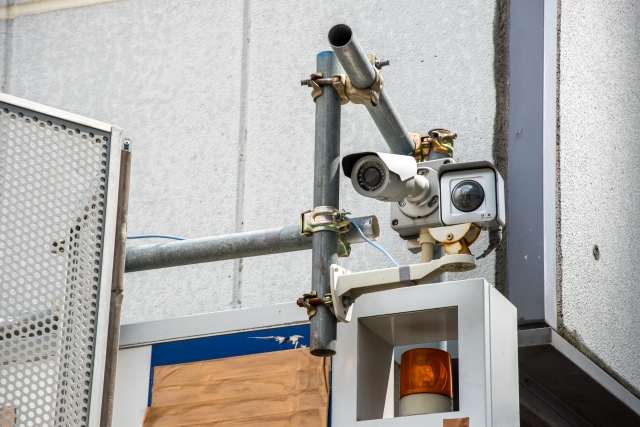 大規模修繕中の足場工事の防犯対策